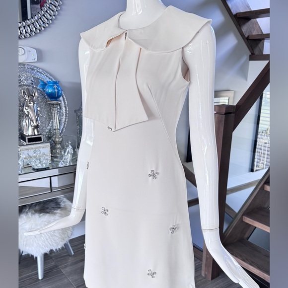New 🤍 Chic A-Line Mini Dress with Diamonds - Picture 3 of 17